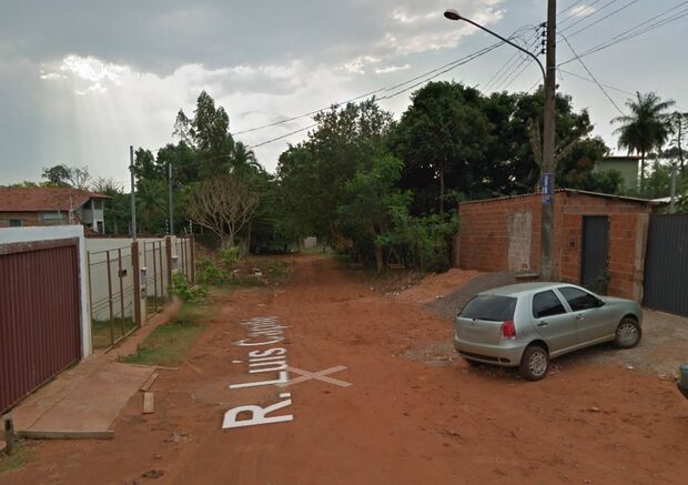 Homem tenta roubar carro com criança dentro, mas é atropelado em Campo Grande