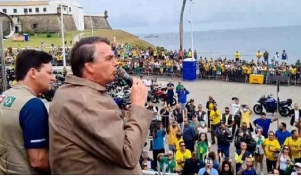 Em agenda pela Bahia, Bolsonaro promete “combustíveis mais baratos do mundo”