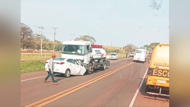 Batida com caminhão-tanque mata casal e bebê no Indubrasil 