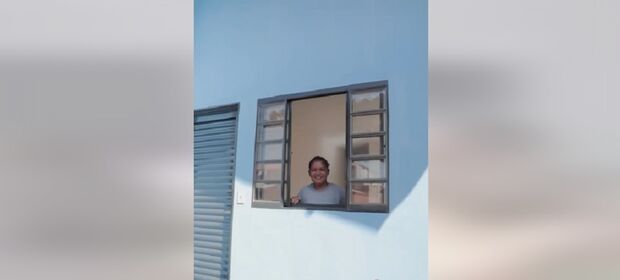 Adriane Lopes entrega casas a famílias da antiga Cidade de Deus em Campo Grande