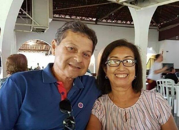 Radialista dá adeus à esposa após 44 anos em Aquidauana: 'faleceu o meu amor'