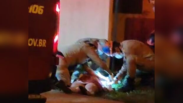 Mulher é baleada após reagir a assalto em Ponta Porã (vídeo)