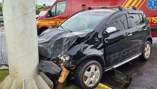 Motorista admitiu que avançou sinal vermelho em acidente em Costa Rica