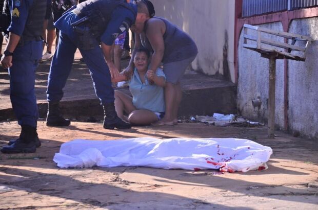 Jovem é assassinado com dois tiros na cabeça no Guanandi 