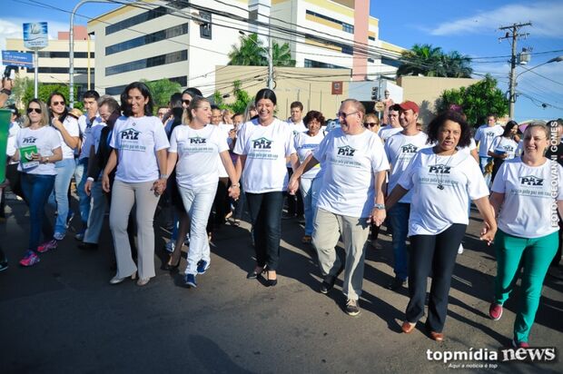 Caminhada pela Paz em Casa reúne 250 pessoas nas ruas da Capital 