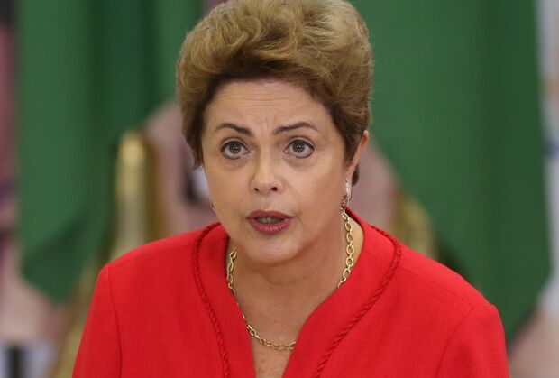 Em defesa no STF, Dilma reitera que está em curso em golpe de Estado no país