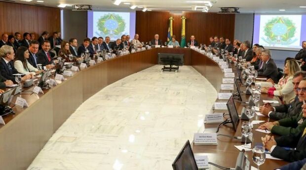 Em Brasília, vice-governadora pede atenção especial à fronteira para combate ao aedes aegypti