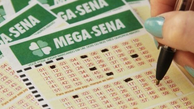 Mega-Sena acumula e pode pagar prêmio de R$ 5 milhões no sábado