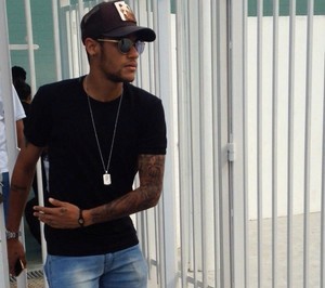 Ansioso por retorno à Seleção, Neymar fala sobre ausência de Messi no Barça