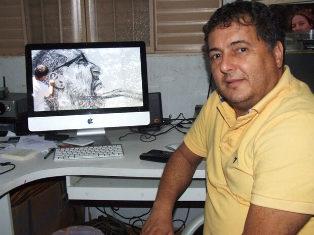 Em crise, cultura da Capital é debatida com humor ácido em documentário