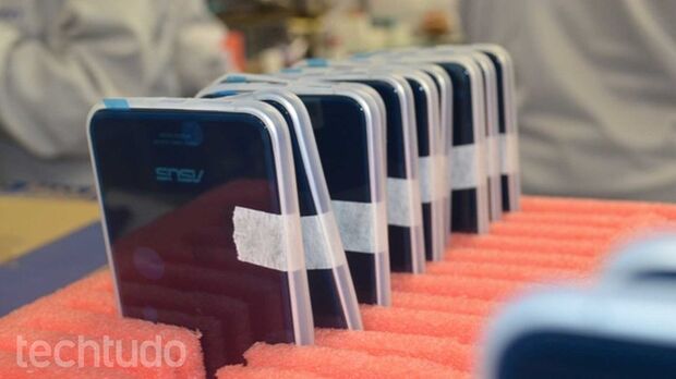Zenfone 3 é flagrado em fábrica no Brasil e já tem data para chegar às lojas