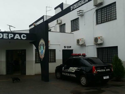 Carro furtado no Vilas Boas é achado queimado no Jóquei Club