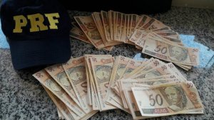 Sergipano é preso com quase R$ 10 mil em cédulas falsas