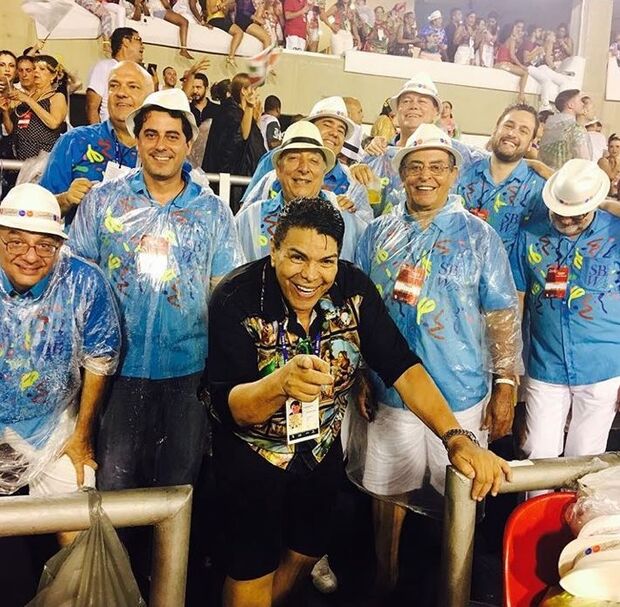 Na lata: secretário vai para folia VIP no Rio de Janeiro e deixa saúde de MS afundada no caos
