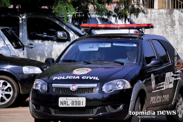 Bandidos danificam veículo de Uber durante tentativa de roubo