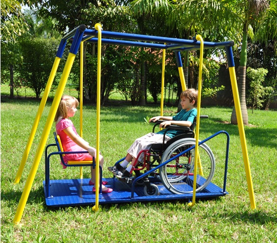 Lei determina que parques de diversão sejam adaptados a crianças com deficiência