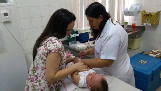 Postos de saúde de todo o país participam do Dia D de vacinação contra a gripe