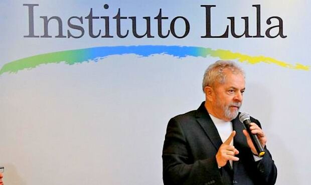 Caseiro de sítio em Atibaia mandava e-mails sobre a propriedade para conta do Instituto Lula