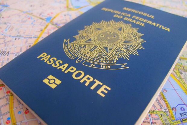 Polícia Federal anuncia suspensão da emissão de novos passaportes
