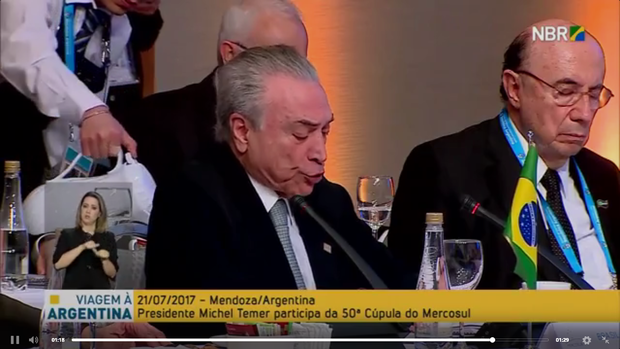 Meirelles cochila enquanto Temer discursa na Cúpula do Mercosul