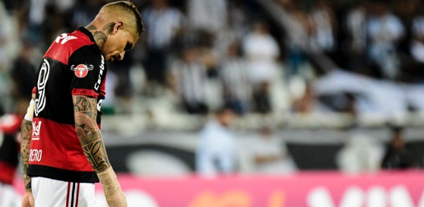 Fifa suspende atacante Paolo Guerrero por um ano