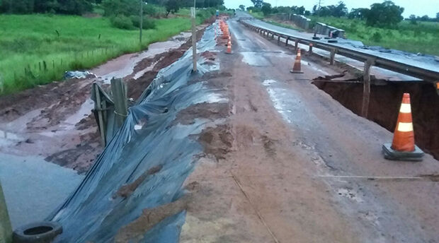 Chuva provoca novo estrago e rodovia MS-338 é completamente interditada
