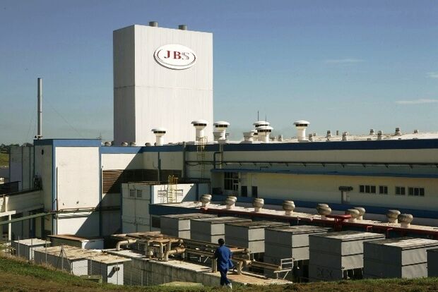 JBS investe R$ 40 milhões em empresa de ingredientes para nutrição animal
