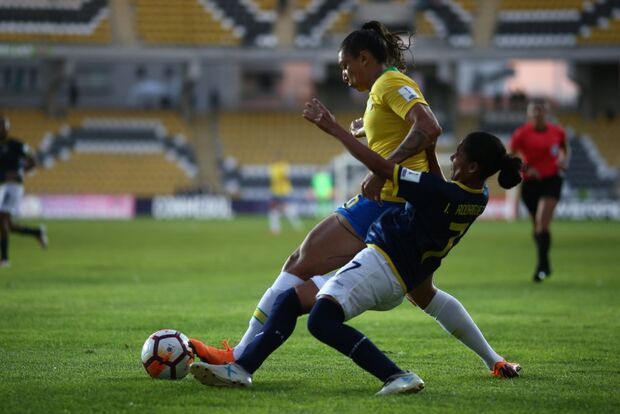 Classificada para a fase final, seleção feminina joga hoje ...