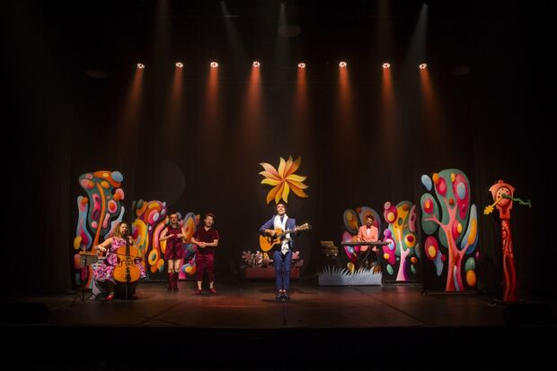Musical ‘Crianceiras Mario Quintana’ estreia dia 19 de maio no Glauce Rocha