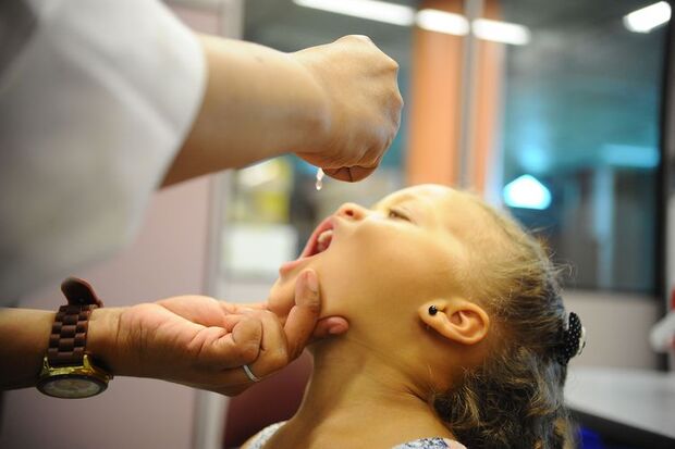 Vacinação contra a pólio começa em 6 de agosto