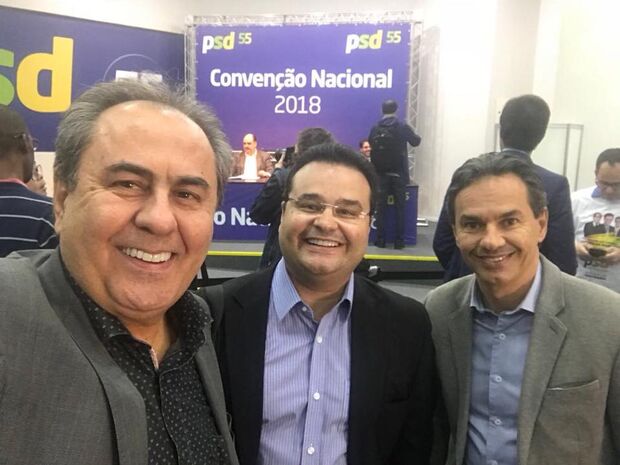 Prefeito Marquinhos Trad e irmão Fábio participam de convenção nacional do PSD em SP
