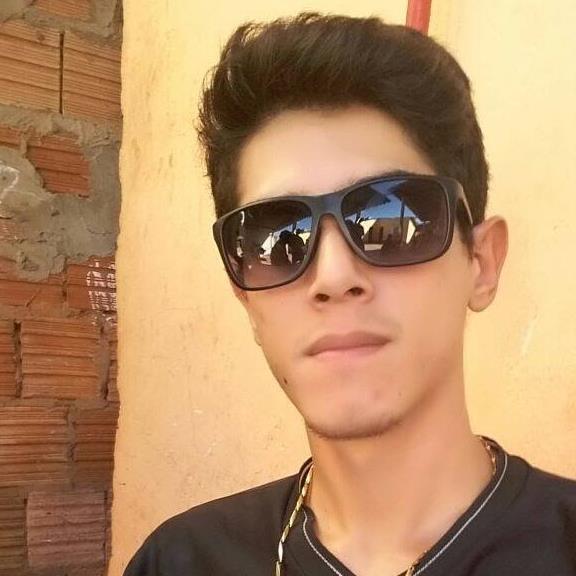 Motorista bêbado mata motociclista de 21 anos em acidente na Ceará