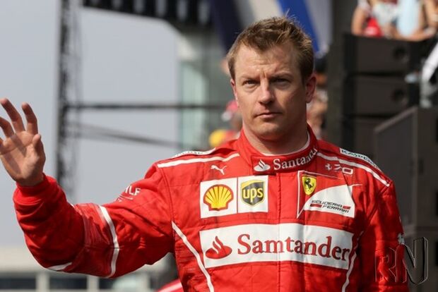 Raikkonen supera Vettel e Hamilton, bate recorde e larga na pole na Itália