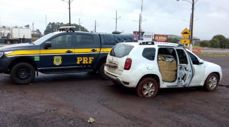 Polícia apreende quase 1t de maconha e recupera veículo roubado