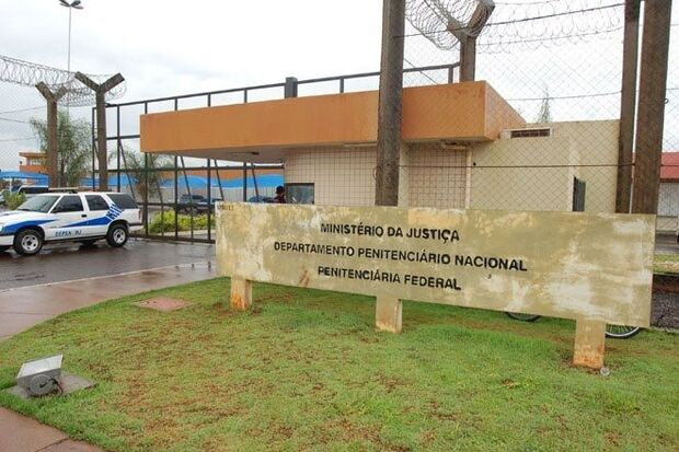 Esfaqueador de Bolsonaro chega a Campo Grande às 11h deste sábado