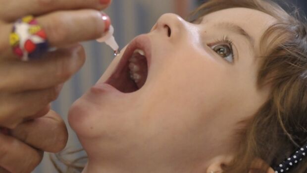 Postos de saúde abrem hoje para vacinar contra sarampo e pólio