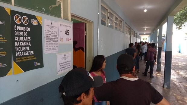 Em Ribas, Polícia prende eleitores por fotografar e filmar voto na urna