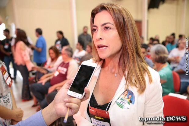 Senadora nega apoio a candidato de esquerda em SP e diz que Bolsonaro é que 'atrai até rivais'