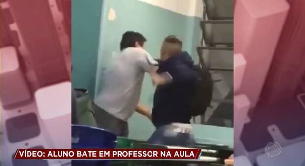 Professor desiste do ofício após ser agredido por aluno em sala de aula