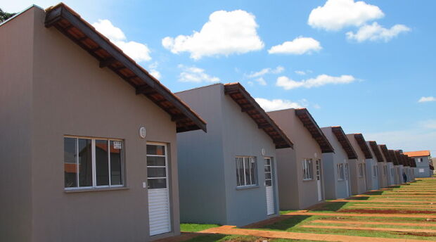 Governo do Estado entrega 27 unidades habitacionais