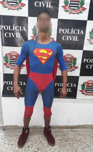 'Super-Homem' é preso no centro de São Paulo