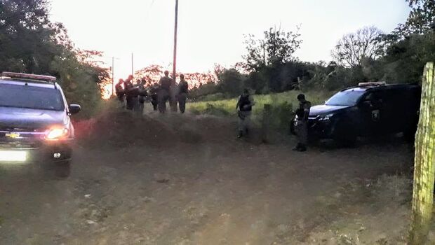 Bandido que trocou tiros com a polícia em Campo Grande morre em UPA