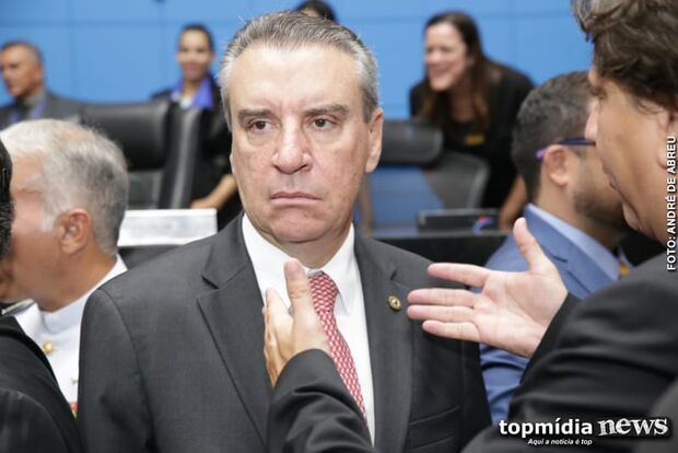 Só Onevan de Matos rejeita eleição de Paulo Corrêa