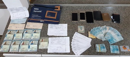 Polícia prende trio suspeito de aplicar golpes com documentos falsos