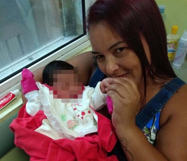 Bebê de dois meses morre e família acusa hospital de negligência
