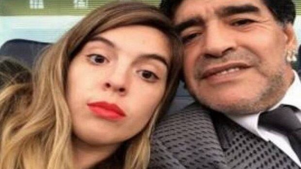 Maradona desabafa ao desejar feliz aniversário à filha mais velha: 'você nunca me aceitou'