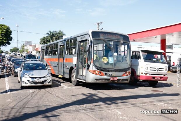 Passageiros fazem abaixo-assinado para manter circulação de ônibus na Afonso Pena