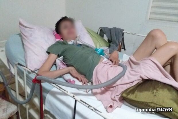 Tetraplégica após acidente de trânsito, moradora do Caiobá apela por doação de fraldas