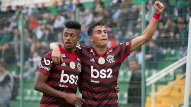 Flamengo bate a Chape e alcança maior pontuação de um líder na 23ª rodada