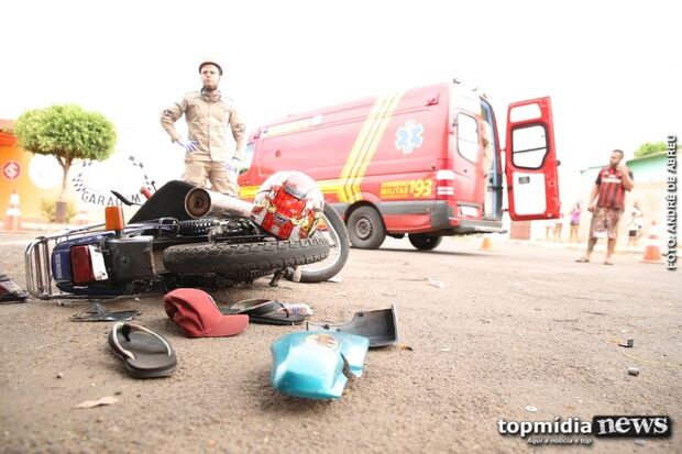 Motociclista bate em traseira de caminhonete e morre em Ponta Porã